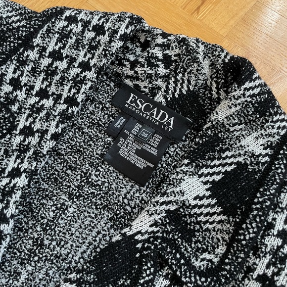 Escada Tweed Suit with Skirt - Picture 2 of 6